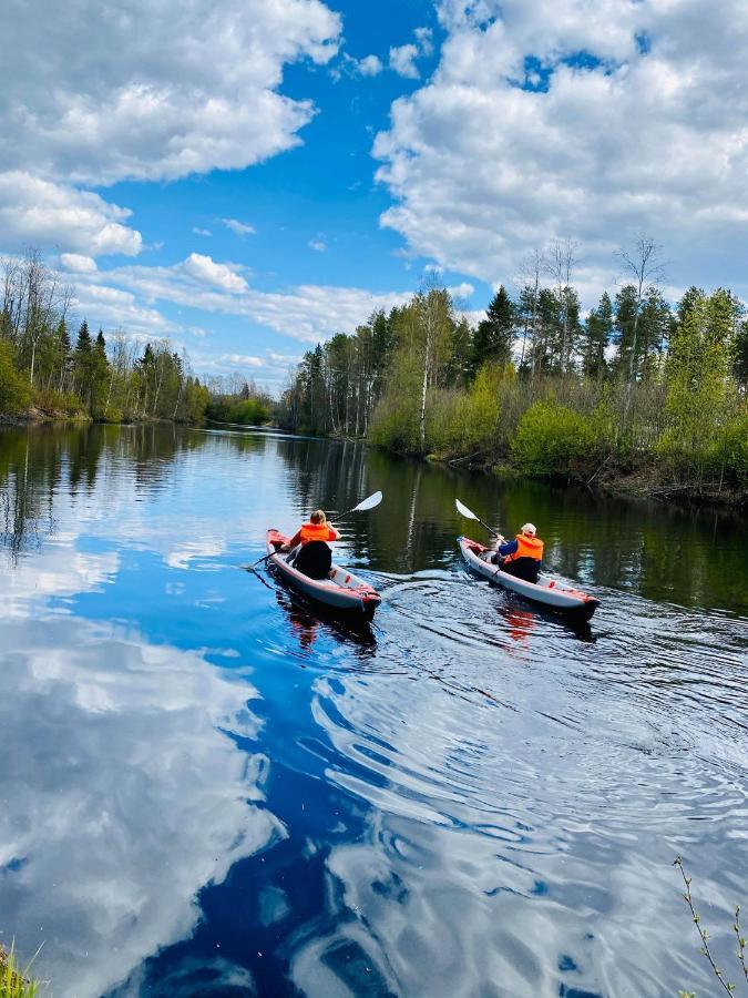 Отель Huhtaniemen Moekkikylae Veteli Экстерьер фото